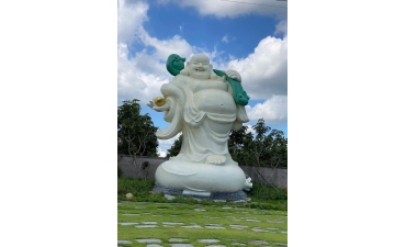 Tượng Phật Di Lạc nhựa composite cao 8m sản xuất thì công tại hoa viên Bình An Đồng nai