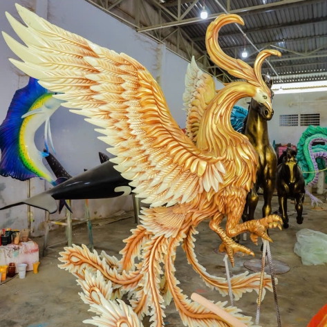 Mô hình Phượng Hoàng bằng Mút Xốp Trang Trí Sự Kiện 2025